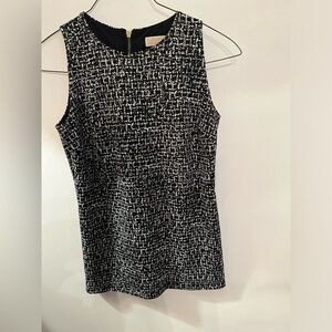 MICHAEL KORS BLACK AND WHITE  SLEEVELESS MINI DRESS
